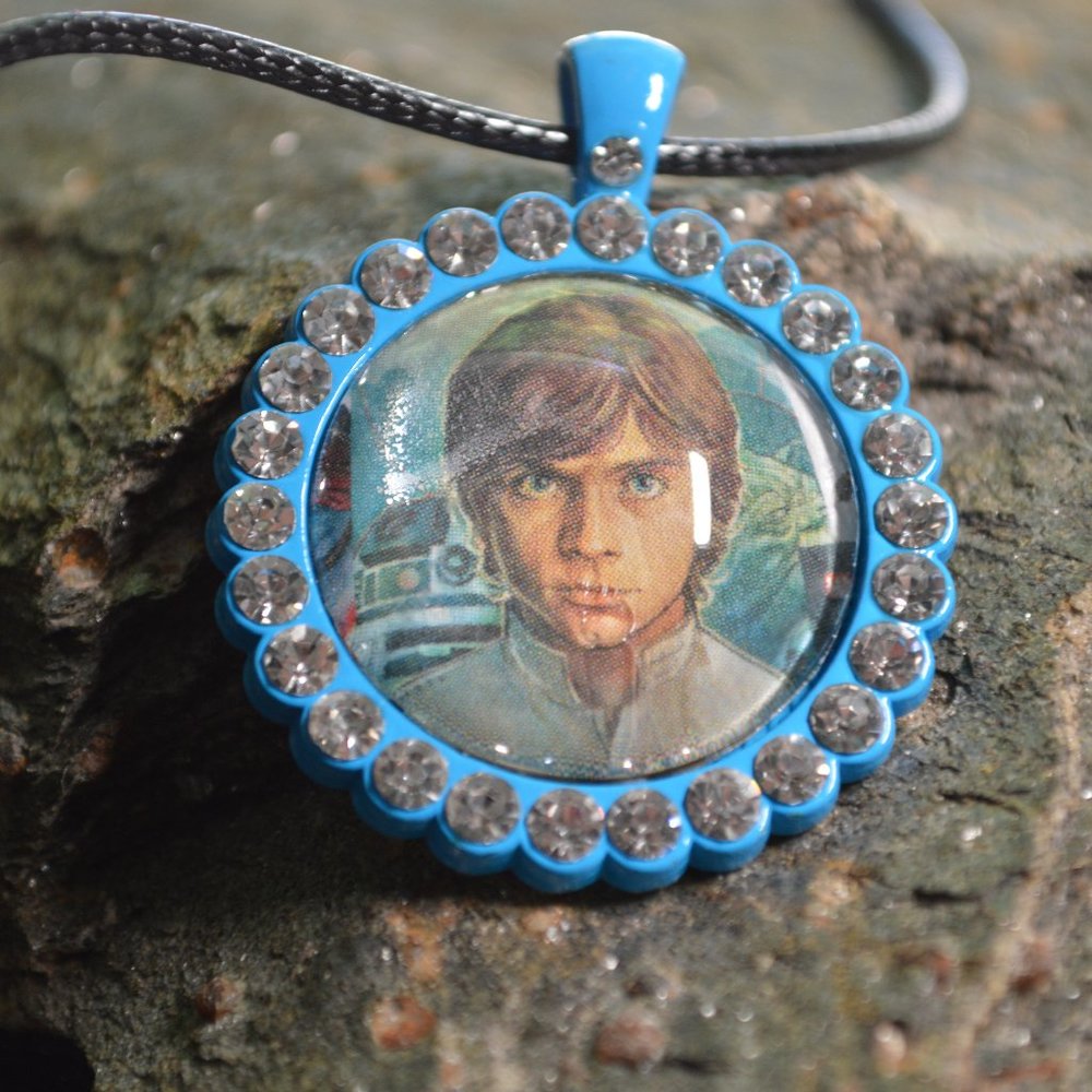 HANDMADE Luke Skywalker Jedi Knight Star Wars Classic Comics Necklace